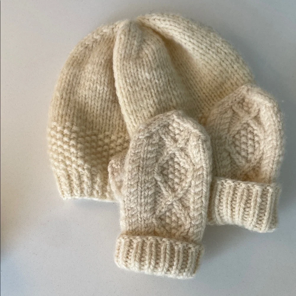 Vintage Cozy Cream Knit Hat and Mittens Set for Kids